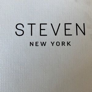 Steve Madden slip on sandals, size 11 color black